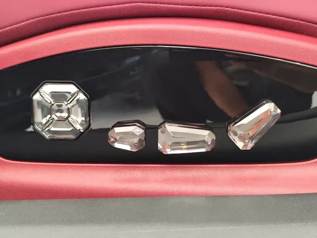 Denza Z9GT — Фото автомобиля 14