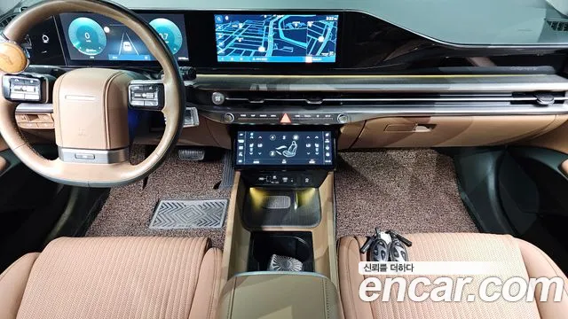 Hyundai Grandeur GN7 — Фото автомобиля 10