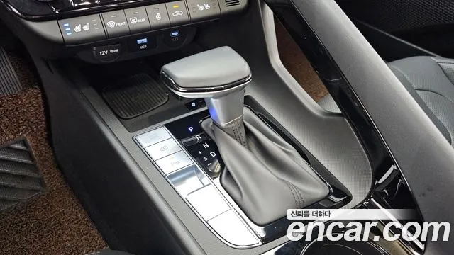 Hyundai AVANTE Новый Avante (CN7) — Фото автомобиля 9