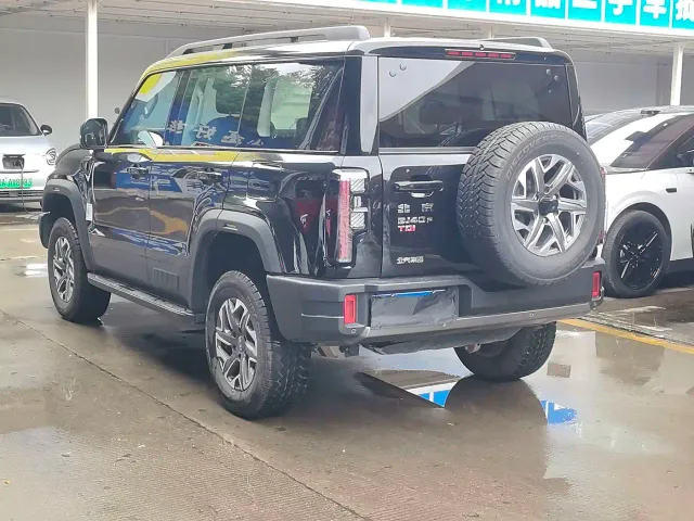 BAIC BJ40 — Фото автомобиля 9