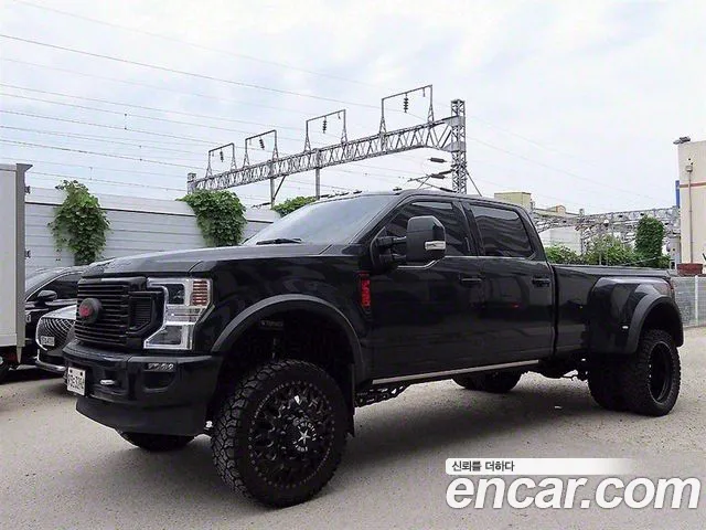 Ford F350 — Фото автомобиля 2