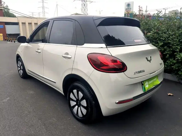 Wuling Bingo — Фото автомобиля 4
