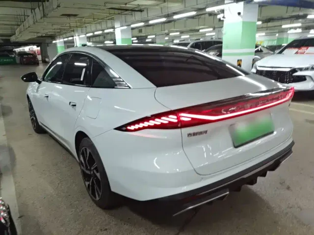 Geely Galaxy L6 — Фото автомобиля 4