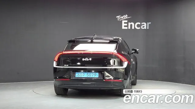 Kia EV6 — Фото автомобиля 4