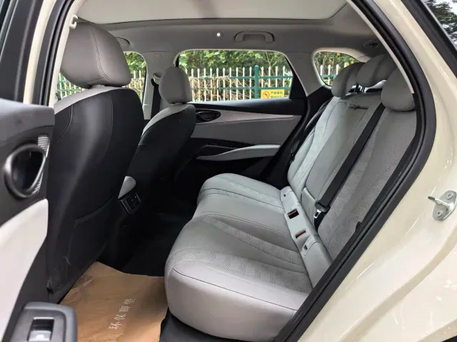 BYD Seal 06 DM-i Touring — Фото автомобиля 9