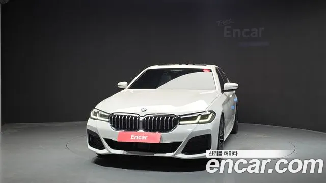 BMW 5 Series G30 — Фото автомобиля 3