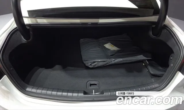 Hyundai Grandeur New — Фото автомобиля 24