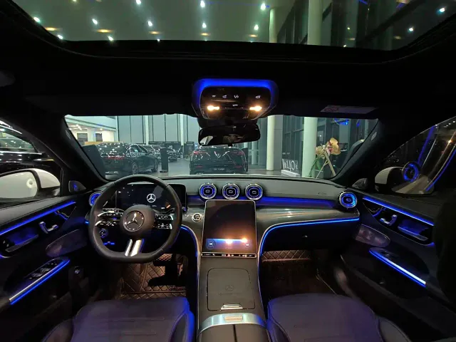 Mercedes-Benz C-Class — Фото автомобиля 7