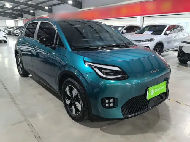 GAC Aion UT — Фото автомобиля 3