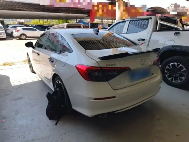 Honda Civic — Фото автомобиля 4