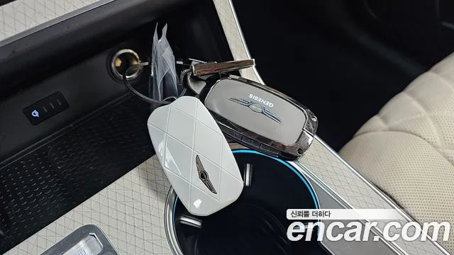 Genesis GV80 — Фото автомобиля 21