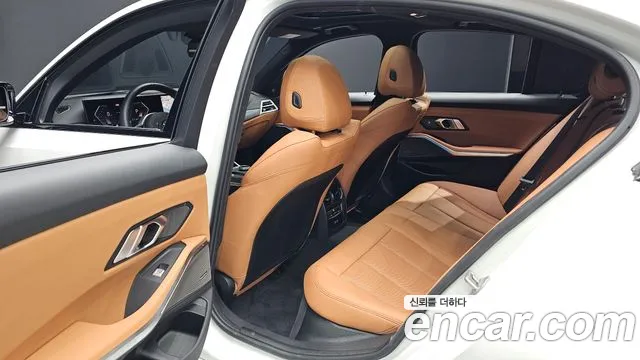 BMW 3-Series 3 серия (G20) 320i M Sport — Фото автомобиля 21