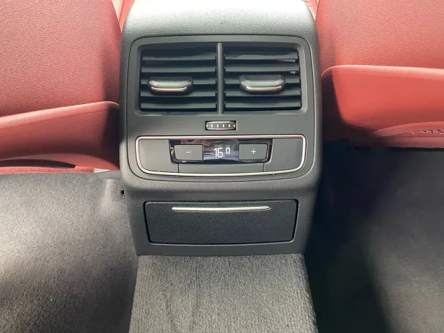 Audi A4L — Фото автомобиля 23