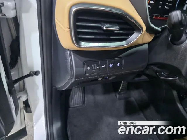 Hyundai Santafe — Фото автомобиля 18