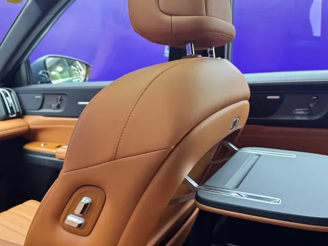 Jetour X70L — Фото автомобиля 9