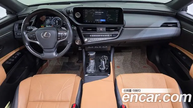 Lexus ES 7th Gen — Фото автомобиля 10