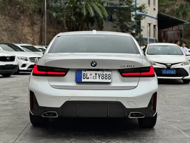 BMW 3 Series — Фото автомобиля 14