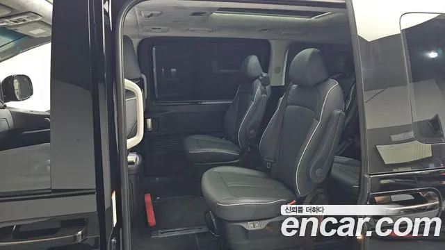 Hyundai Staria — Фото автомобиля 18