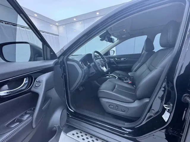 Nissan X-Trail — Фото автомобиля 7