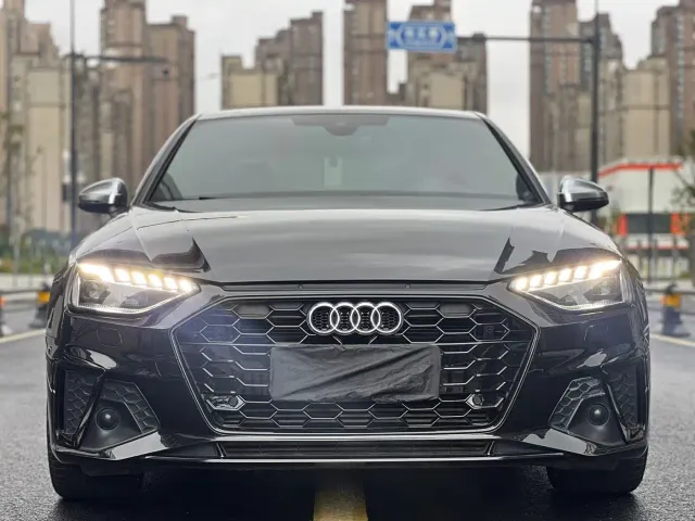 Audi S4 — Фото автомобиля 2