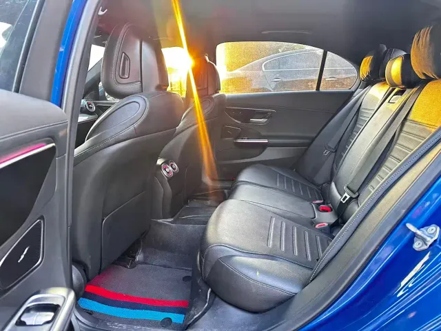 Mercedes-Benz C-Class — Фото автомобиля 8
