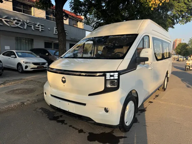 Фотография автомобиля — Changan Kaicheng V919