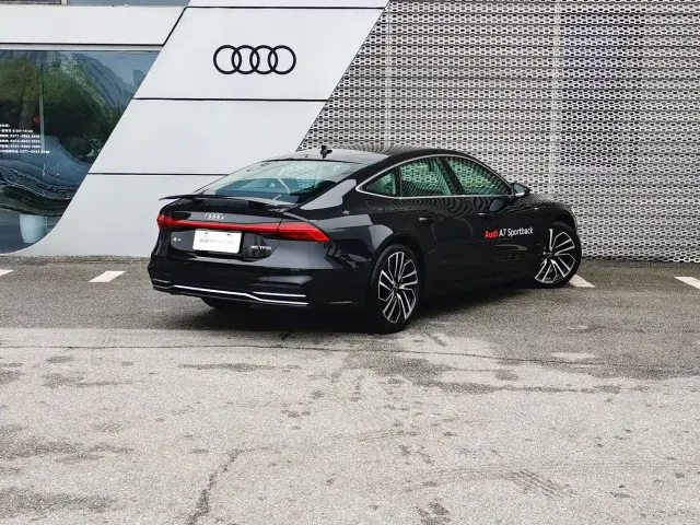 Audi A7 — Фото автомобиля 5