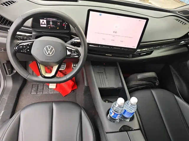 Volkswagen ID. Unyx 06 — Фото автомобиля 13