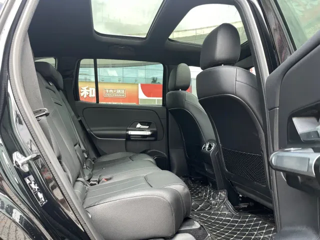 Mercedes-Benz EQB — Фото автомобиля 11