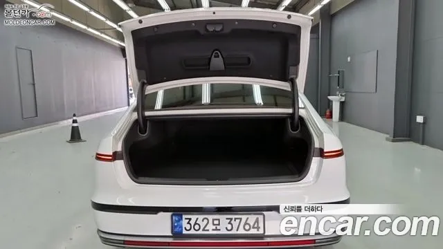 Hyundai Grandeur GN7 — Фото автомобиля 16