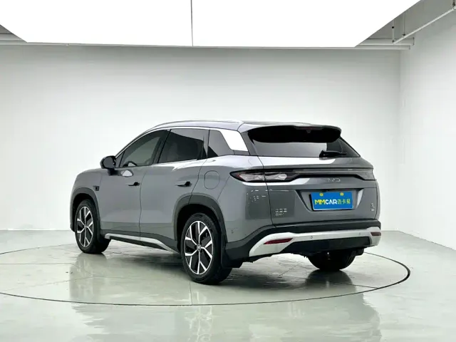 BYD Song L DM-i — Фото автомобиля 16