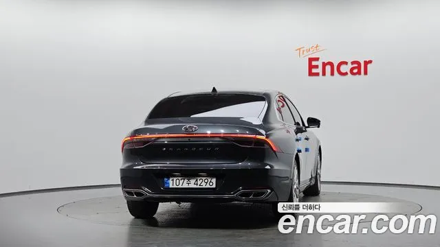 Hyundai Grandeur Новый Grandeur IG — Фото автомобиля 2