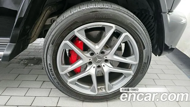 Mercedes-Benz G-Class — Фото автомобиля 21