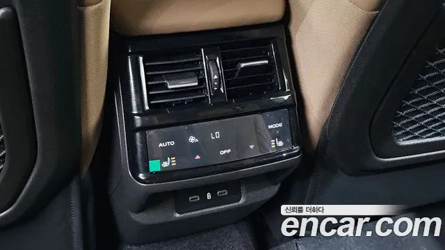 Renault-KoreaSamsung Grand Koleos Grand Koleos — Фото автомобиля 29