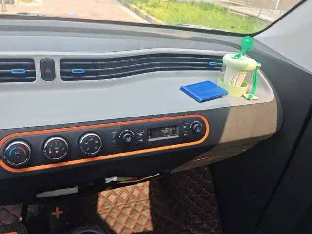 Wuling Hongguang Mini EV — Фото автомобиля 13