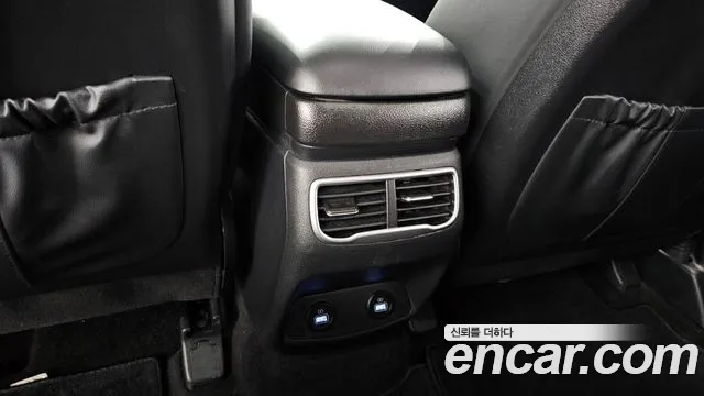 Hyundai Santafe Новый Santa Fe Дизель 2.2 2WD — Фото автомобиля 26