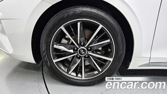 Hyundai Grandeur Новый Grandeur IG — Фото автомобиля 5