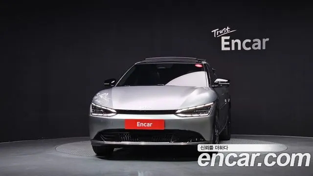 Kia EV6 — Фото автомобиля 3