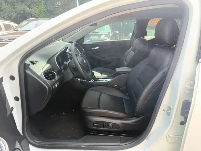 Chevrolet Malibu XL — Фото автомобиля 14
