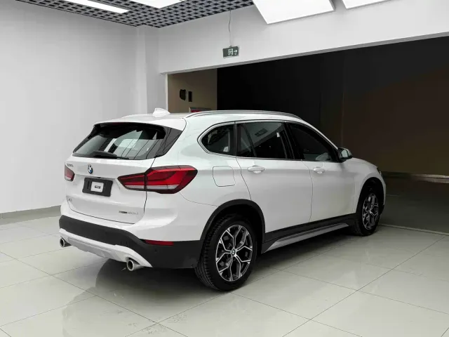 BMW X1 — Фото автомобиля 6