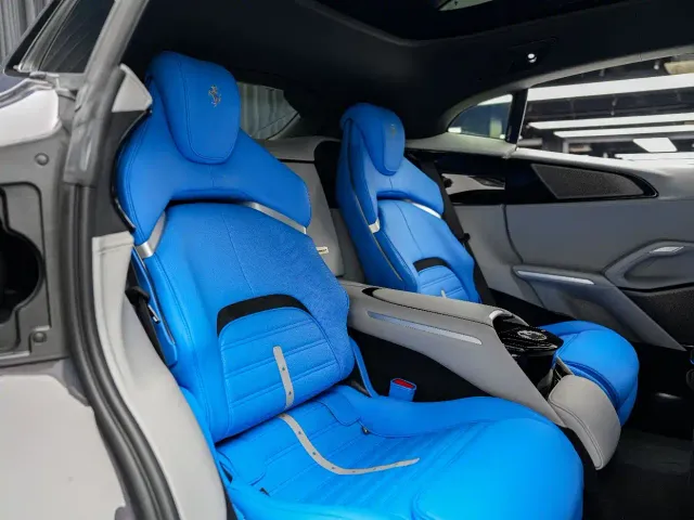 Ferrari Purosangue 2023 6.5L V12 — Фото автомобиля 25