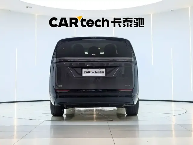 Li Auto MEGA — Фото автомобиля 6