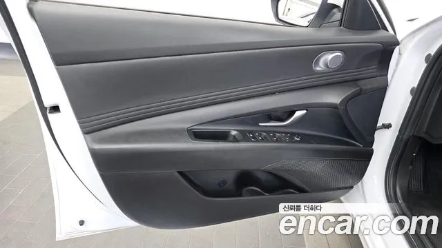 Hyundai Avante CN7 — Фото автомобиля 13