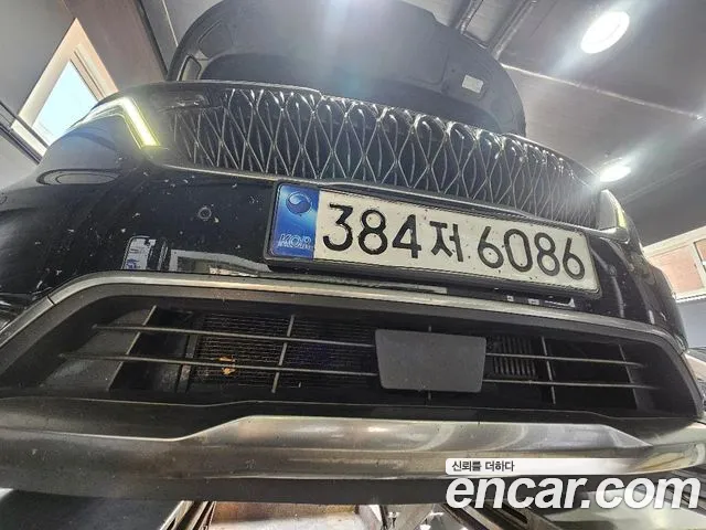 Фотография автомобиля — Kia Carnival 4th Gen