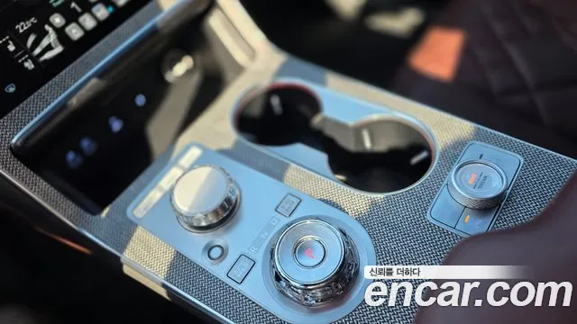 Genesis GV80 — Фото автомобиля 7