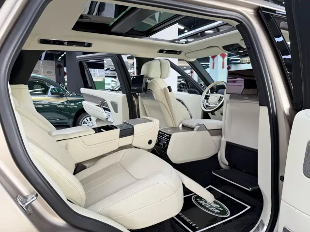 Land Rover Range Rover — Фото автомобиля 16