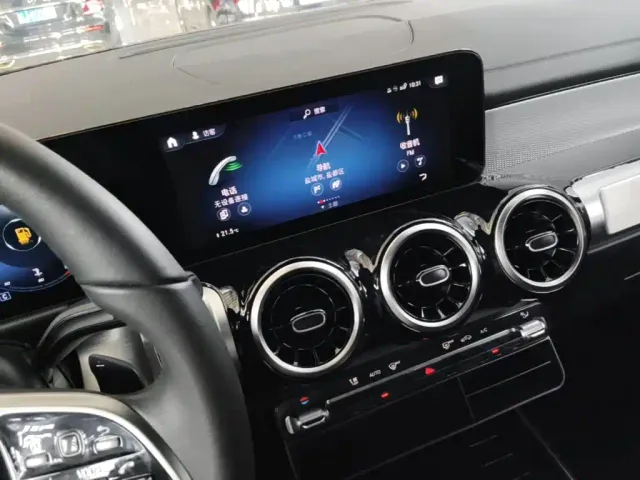 Mercedes-Benz GLB-Class — Фото автомобиля 12