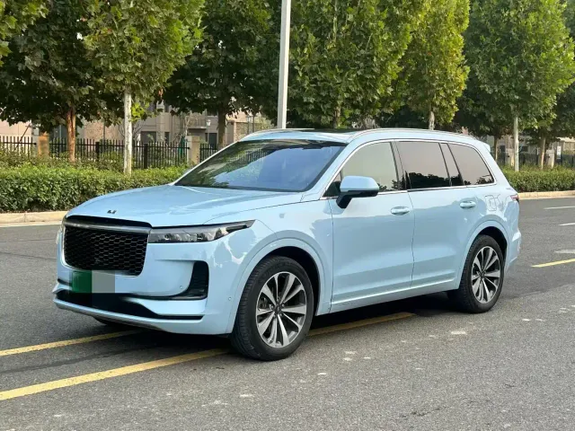 Фотография автомобиля — Li Auto ONE