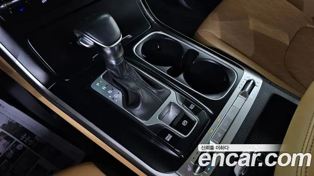 Kia Canival Carnival 4 поколение Бензин 9 мест Prestige — Фото автомобиля 9