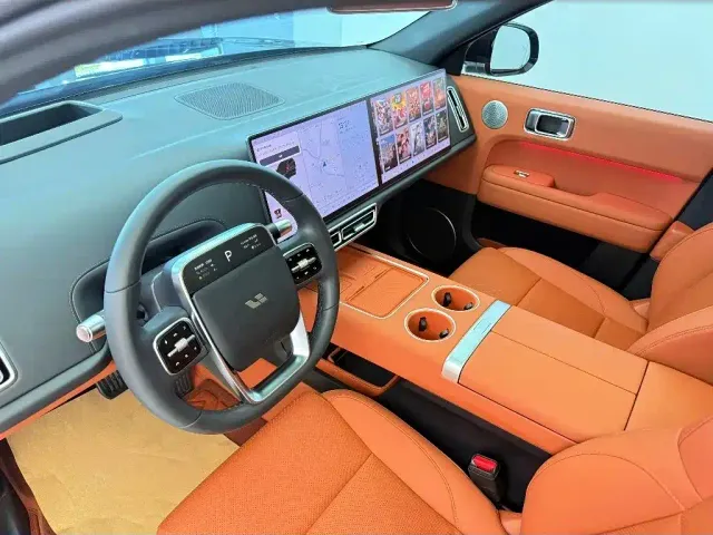 Li Auto L6 — Фото автомобиля 7